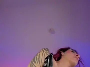 Chaturbate Live Sex Cam of alicepoixxxon
