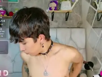 Chaturbate Sex Cam of angeldustt_19