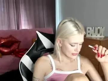 Chaturbate Free Live Porn of blondyledy
