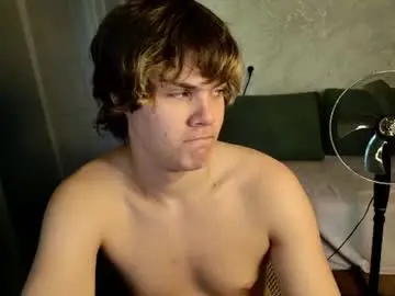 Chaturbate Adult Video Chat of bonnie_and_c1yde