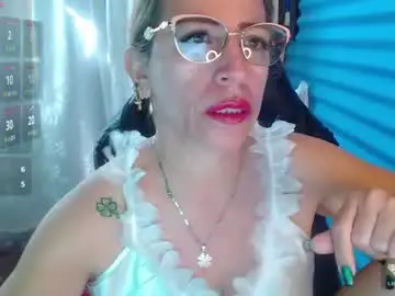 Chaturbate Best live sex cam show of chayla_ruiz