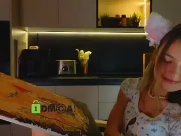 Chaturbate Live Sex Cam of crazzy_cherry