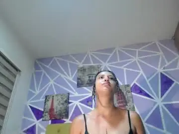 Chaturbate Nude Webcam of hellen_maya