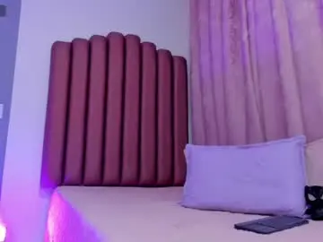 Chaturbate Free Live Porn of little_star_23