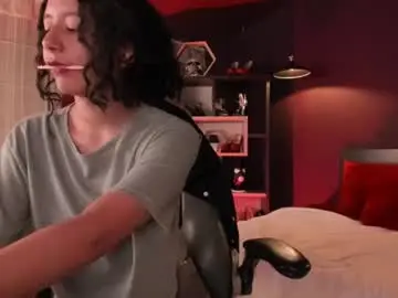 Chaturbate Nude Webcam of moony_14