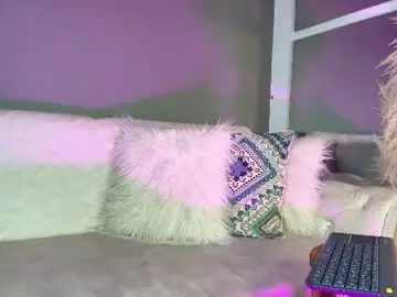 Chaturbate Free Porn Cam of reds_velvet