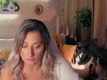 Chaturbate Nude Webcam of sarahholly