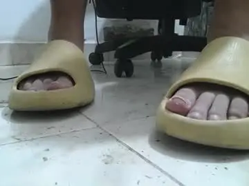 Chaturbate Adult Webcams of srfindomfeet_