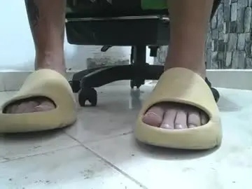 Chaturbate Adult Webcams of srfindomfeet_