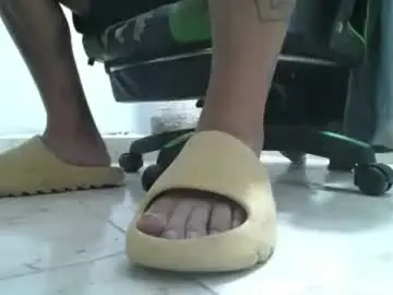 Chaturbate Private Sex Chat of srfindomfeet_