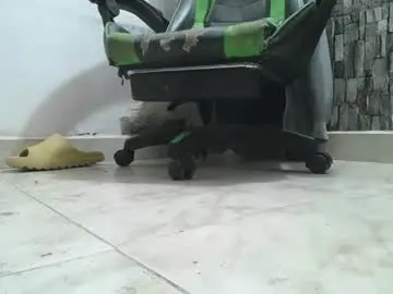 Chaturbate Sex Cam of srfindomfeet_
