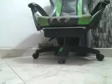 Chaturbate Adult Video Chat of srfindomfeet_
