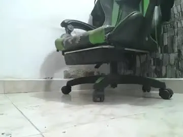 Chaturbate Adult Video Chat of srfindomfeet_