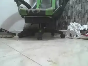 Chaturbate Live Sex of srfindomfeet_