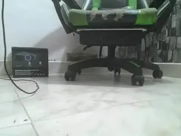 Chaturbate Watch Live Sex Cams of srfindomfeet_