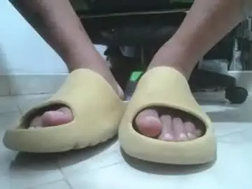 Chaturbate Private Sex Chat of srfindomfeet_
