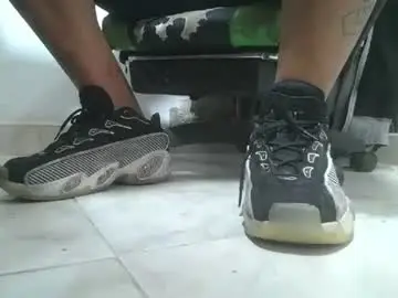 Chaturbate Sex Cam of srfindomfeet_