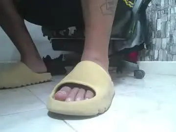 Chaturbate Sex Chat of srfindomfeet_