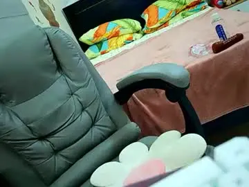 Chaturbate Free Porn Cam of happy_mealxx