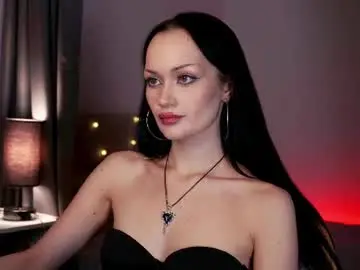 Chaturbate Live Sex Cam of queenaliss