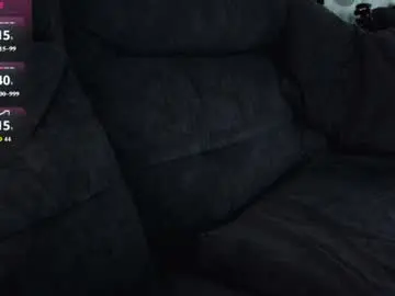 Chaturbate Live Sex Cam of tia__moon