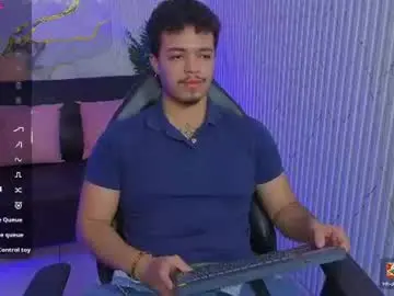 Chaturbate Watch Live Sex Cams of dominic_tay