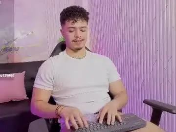 Chaturbate Adult Video Chat of dominic_tay