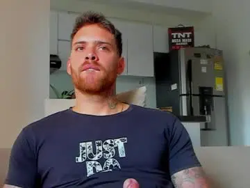 Chaturbate Sex Chat of lukeglanton17