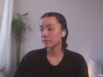 Chaturbate Live Porn of meganmei666