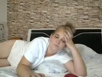 Chaturbate Sex Cam of singlemommy_4u