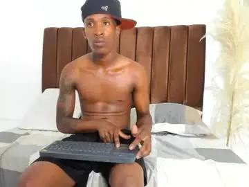 Chaturbate Live Sex Cam of derek_s3