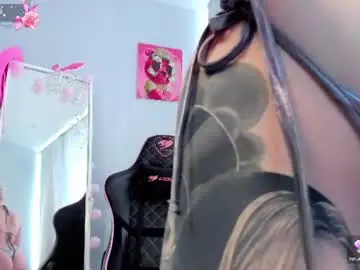Chaturbate Sex Cam of kimmy1_powell