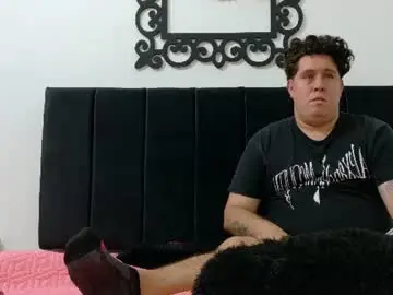 Chaturbate Adult Webcams of pinkqueen23