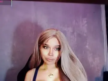 Chaturbate Live Porn of hotsexyhugetrans