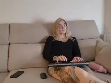 Chaturbate Free Live Porn of tattoobbgirl
