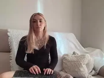Chaturbate Best live sex cam show of tattoobbgirl