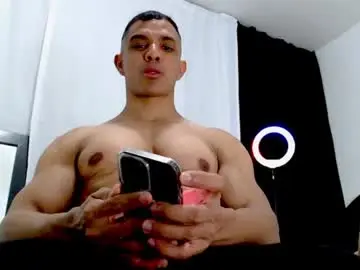 Chaturbate Adult Video Chat of antonywebb94