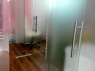 Chaturbate Live Sex Cam of anyarayne
