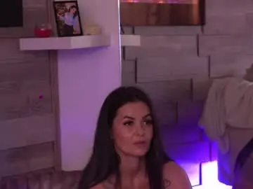 Chaturbate Sex Cam of glamourousmom