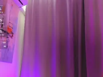Chaturbate Live Sex Cam of lana_lee_