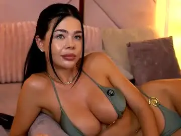Chaturbate Live Sex Cam of alexaheyess