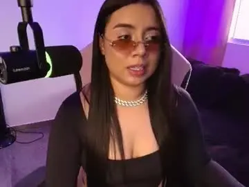 Chaturbate Adult Video Chat of geminis11