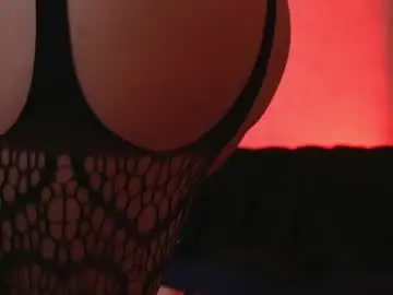 Chaturbate Live Sex of innocentheat_