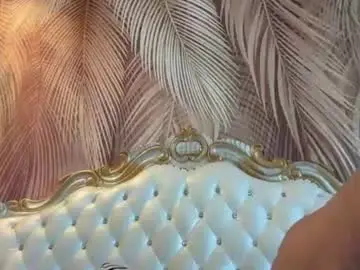 Chaturbate Nude Webcam of kiradivine