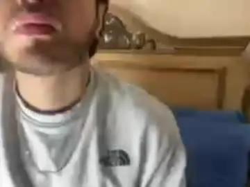 Chaturbate Live Sex Cam of regularguy1894
