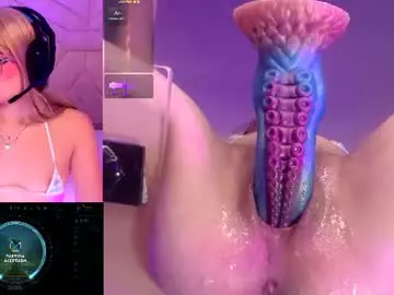 Chaturbate Nude Webcam of vivicute_