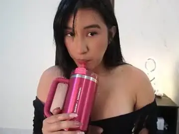 Chaturbate Free Porn Cam of ammy_larson_18