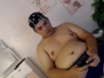 Chaturbate Watch Live Sex Cams of ure_fattytoy143
