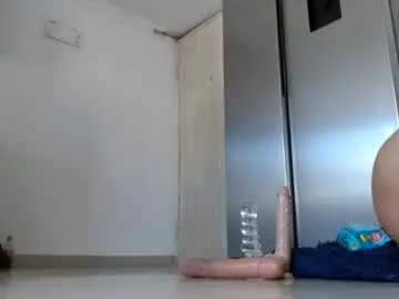Chaturbate Free Porn Cam of alananahot_77