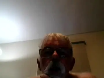 Chaturbate Watch Live Sex Cams of dodge2000guy